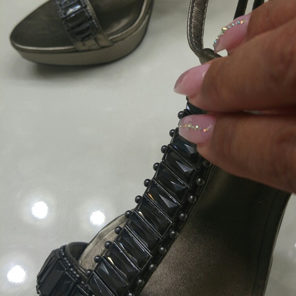 🔥Pelle Moda Sparkly Heels!🔥 - Picture 5 of 8